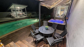 Phoenix Oasis, Family and Pet friendly, with private pool and spa